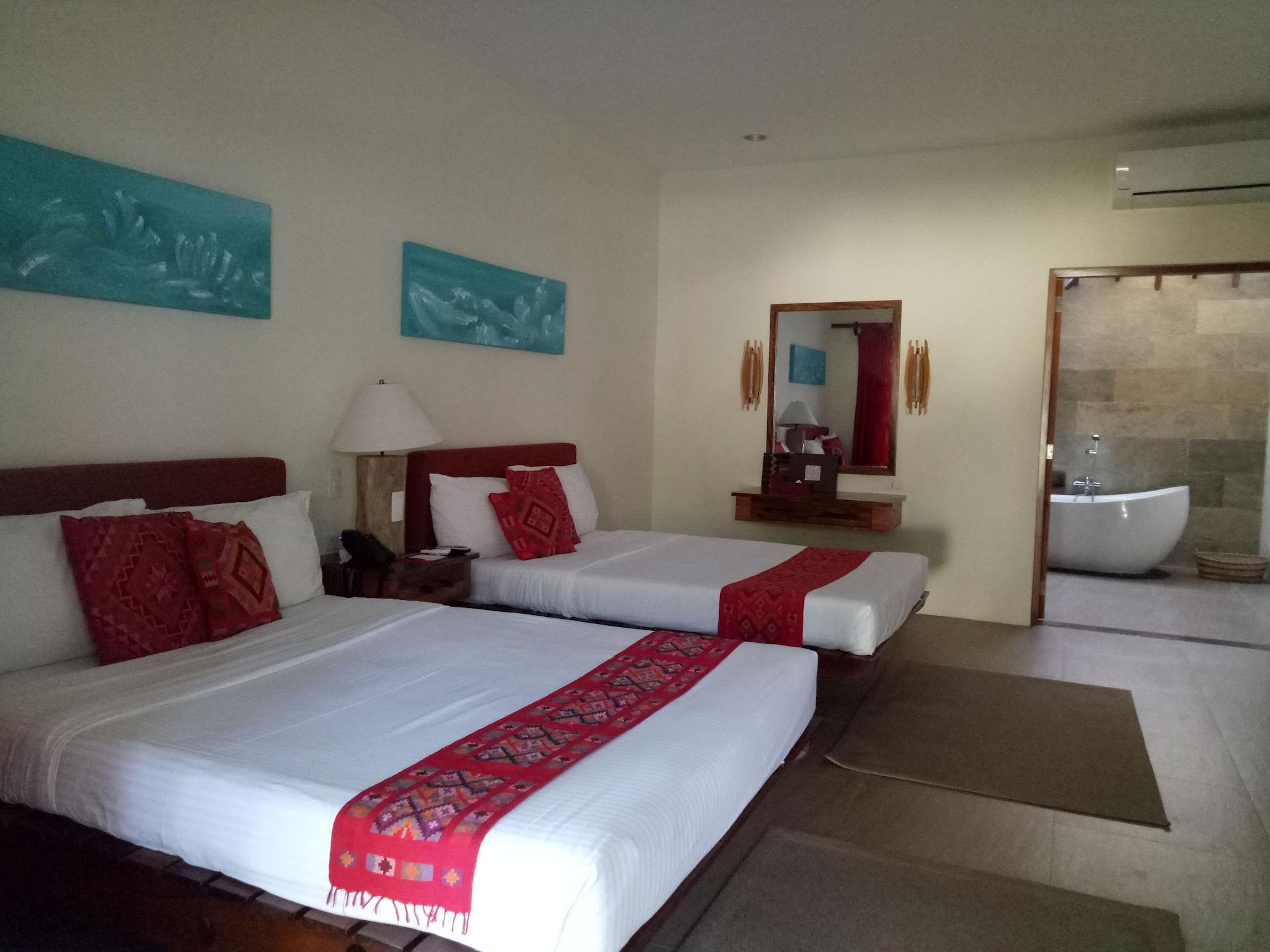 Bluewater Maribago Beach Resort Lapu-Lapu City Esterno foto