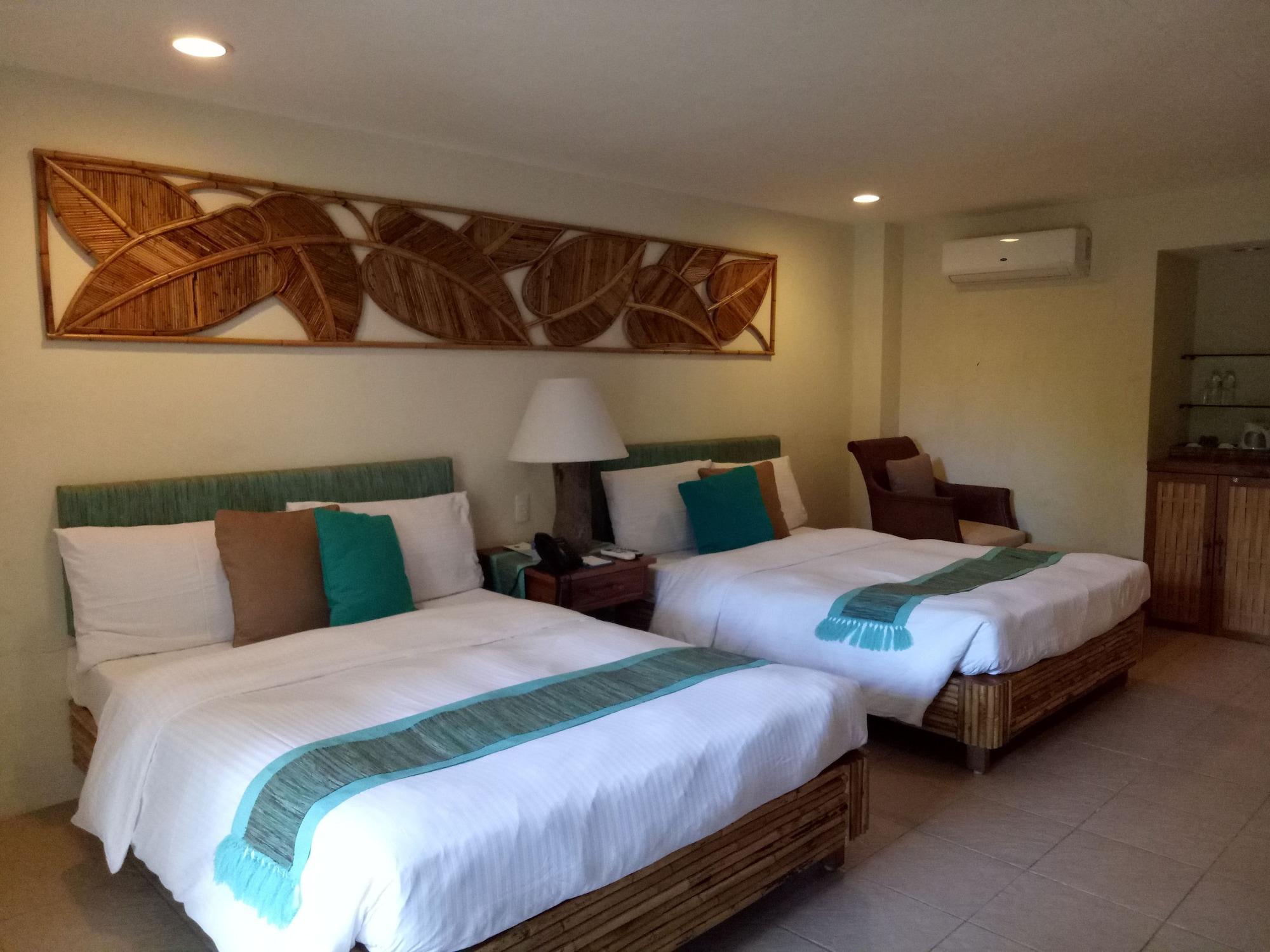 Bluewater Maribago Beach Resort Lapu-Lapu City Esterno foto